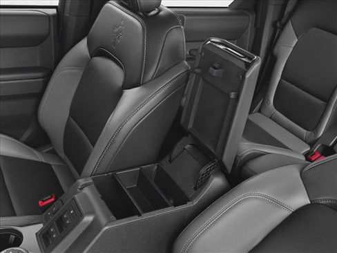 New 2026 Ford Bronco Outer Banks image 10