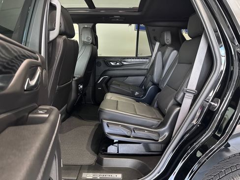 Certified 2024 GMC Yukon Denali AWD/4WD image 11