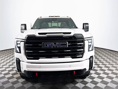 Used 2024 GMC Sierra 2500 AT4 w/ AT4 Premium Plus Package AWD/4WD image 2