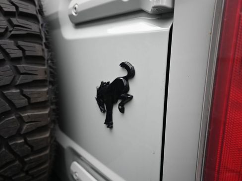 Used 2021 Ford Bronco Wildtrak image 15