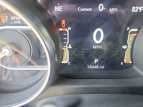 Used 2023 Jeep Gladiator Sport AWD/4WD image 18