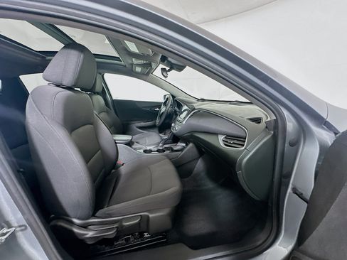 Used 2023 Chevrolet Malibu LT FWD image 29