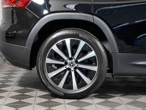 Certified 2022 Mercedes-Benz GLB 250 4MATIC image 11