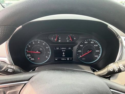 Used 2020 Chevrolet Equinox LS FWD image 17