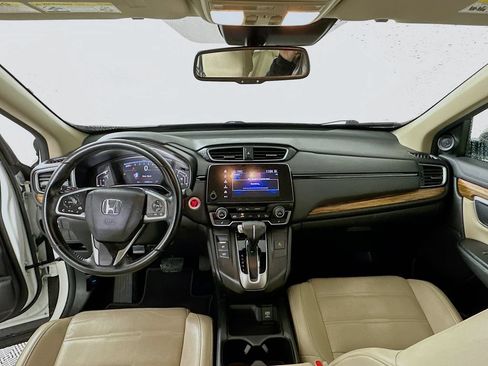 Used 2018 Honda CR-V Touring image 3