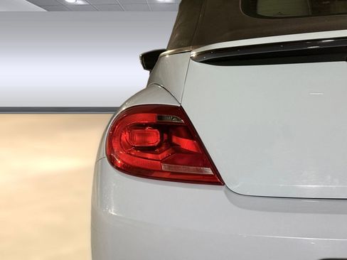 Used 2016 Volkswagen Beetle 1.8T SE image 12