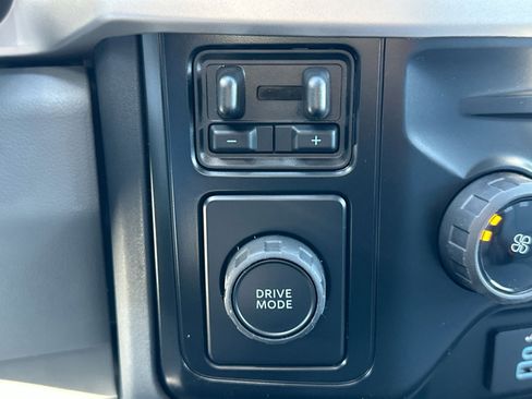 New 2026 Ford F550 2WD Crew Cab Super Duty image 28