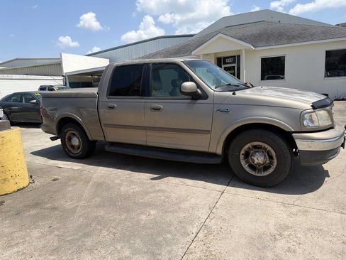 Used 2002 Ford F150 XL RWD image 3