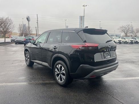 Used 2022 Nissan Rogue SV image 12