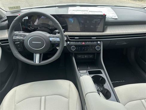 New 2025 Hyundai Sonata SEL image 22