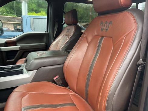 Used 2018 Ford F350 King Ranch w/ King Ranch Ultimate Package AWD/4WD image 15