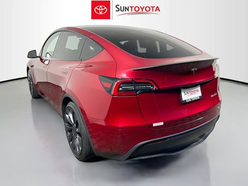 Used 2024 Tesla Model Y Performance AWD/4WD image 6
