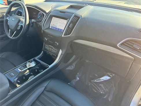 Used 2020 Ford Edge SEL w/ Convenience Package image 5