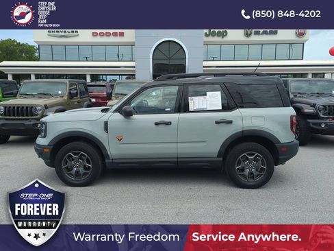 Used 2021 Ford Bronco Sport Badlands AWD/4WD image 3