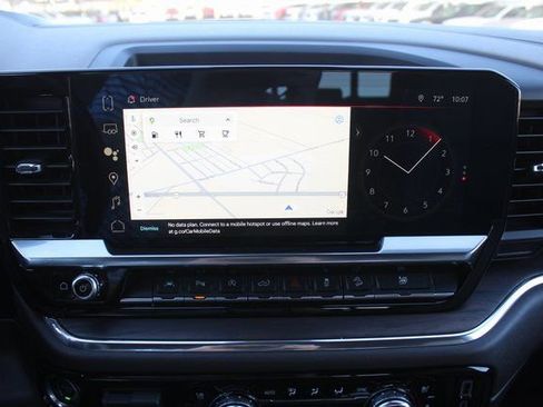 Used 2023 GMC Sierra 1500 SLT image 31