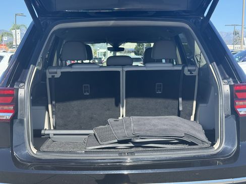 Used 2019 Volkswagen Atlas SE w/ Towing Package image 10