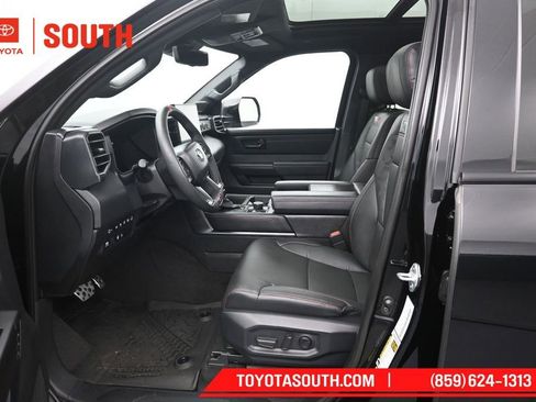 Used 2025 Toyota Tundra TRD Pro AWD/4WD image 9
