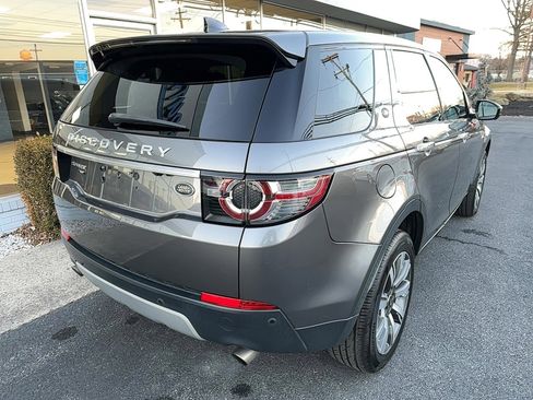 Used 2017 Land Rover Discovery Sport HSE Luxury image 3