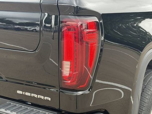Used 2023 GMC Sierra 1500 Denali w/ Denali Reserve Package AWD/4WD image 7