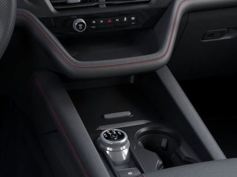 Used 2025 Ford Explorer ST-Line w/ ST-Line Street Pack image 15