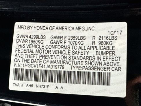 Used 2018 Honda Accord EX image 40