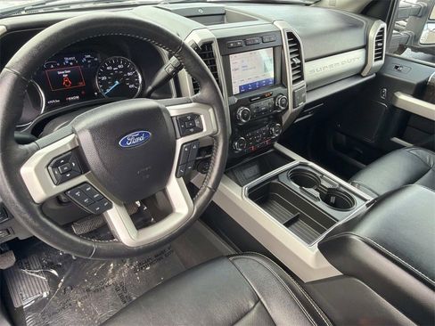 Used 2020 Ford F250 Lariat image 8