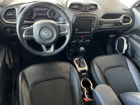 Used 2017 Jeep Renegade Trailhawk image 12