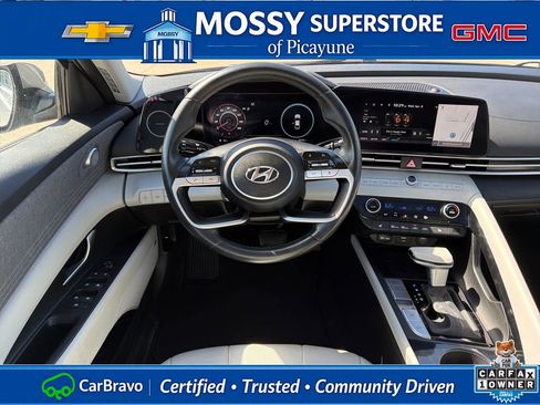 Used 2023 Hyundai Elantra Limited w/ Preferred Accessory Package FWD image 16