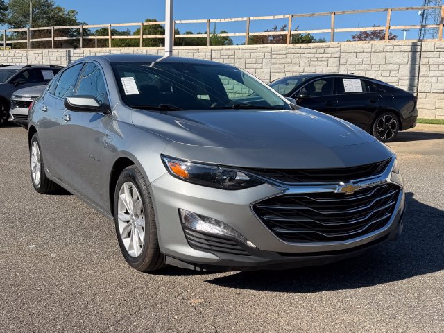 Used 2025 Chevrolet Malibu LT FWD image 7