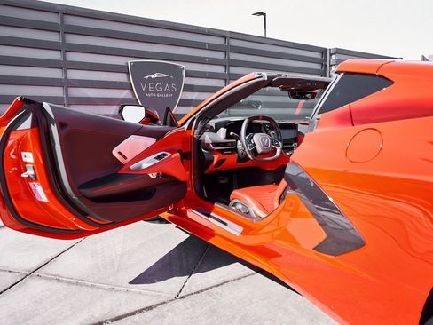 Used 2020 Chevrolet Corvette Stingray Premium Cpe w/ 3LT Preferred Equipment Group image 28