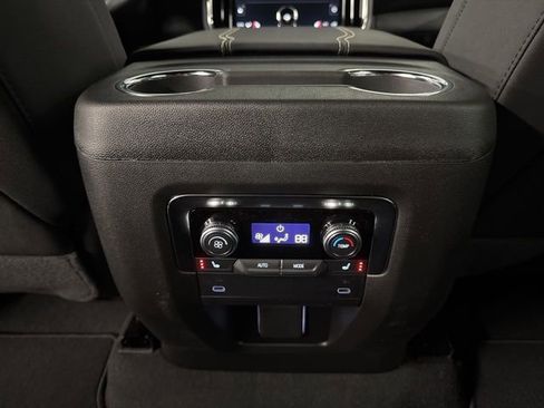 New 2026 GMC Yukon XL Elevation image 23