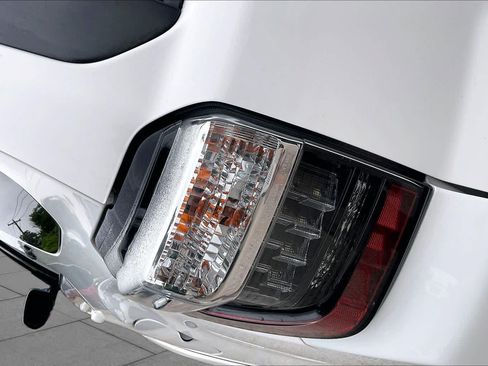 Used 2016 Toyota 4Runner TRD Pro AWD/4WD image 28