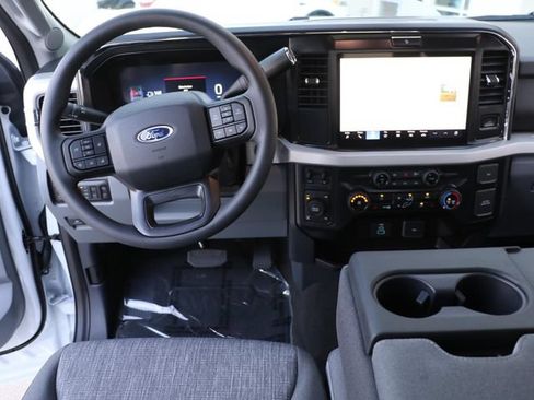 New 2026 Ford F250 XLT w/ XLT Premium Package AWD/4WD image 19