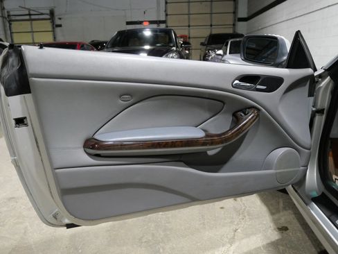 Used 2001 BMW 330Ci Convertible RWD image 20