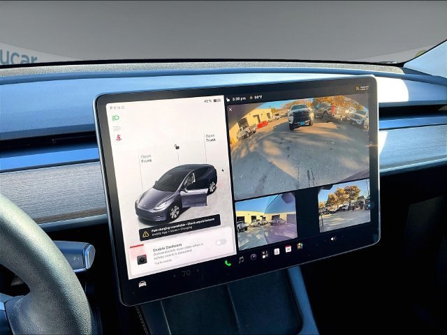 Used 2022 Tesla Model Y Long Range AWD/4WD image 27