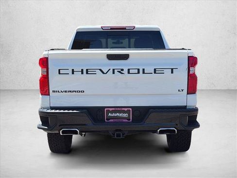 Used 2022 Chevrolet Silverado 1500 LT Trail Boss w/ Convenience Package II AWD/4WD image 6