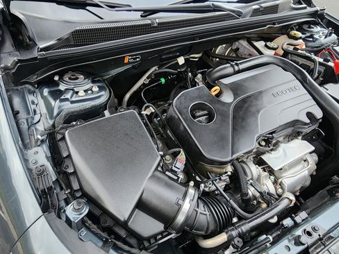 Used 2020 Chevrolet Malibu LS image 37