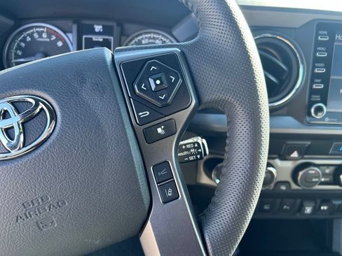 Used 2023 Toyota Tacoma TRD Off-Road w/ Technology Package AWD/4WD image 25