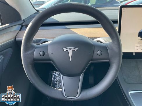 Used 2023 Tesla Model Y Long Range AWD/4WD image 40