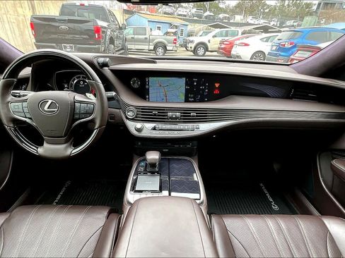 Used 2020 Lexus LS 500 image 16