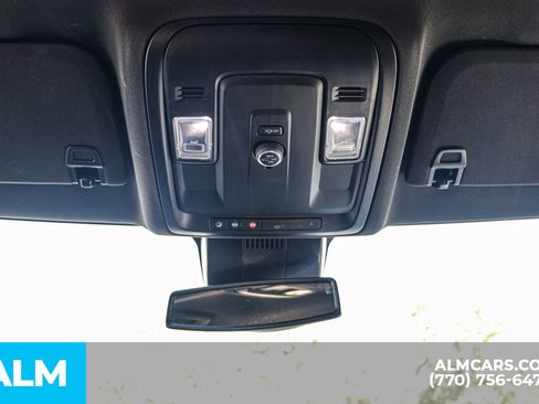 Used 2025 Chevrolet Suburban RST image 63