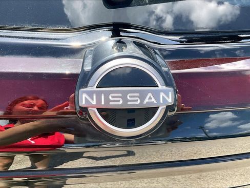 Used 2024 Nissan Kicks S w/ Interior Electronics Package FWD image 29