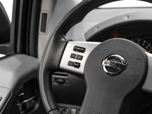 Used 2019 Nissan Frontier SV RWD image 25
