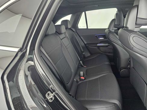 New 2026 Mercedes-Benz GLC 300 4MATIC image 12