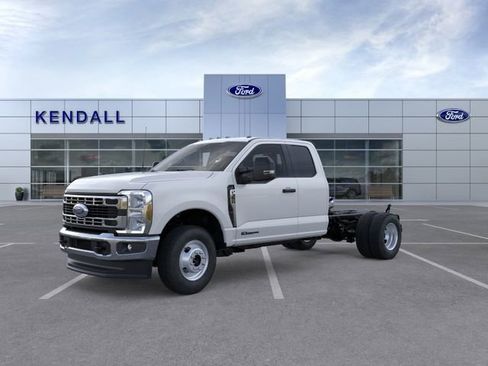 New 2025 Ford F350 XL w/ XL Chrome Package AWD/4WD image 1