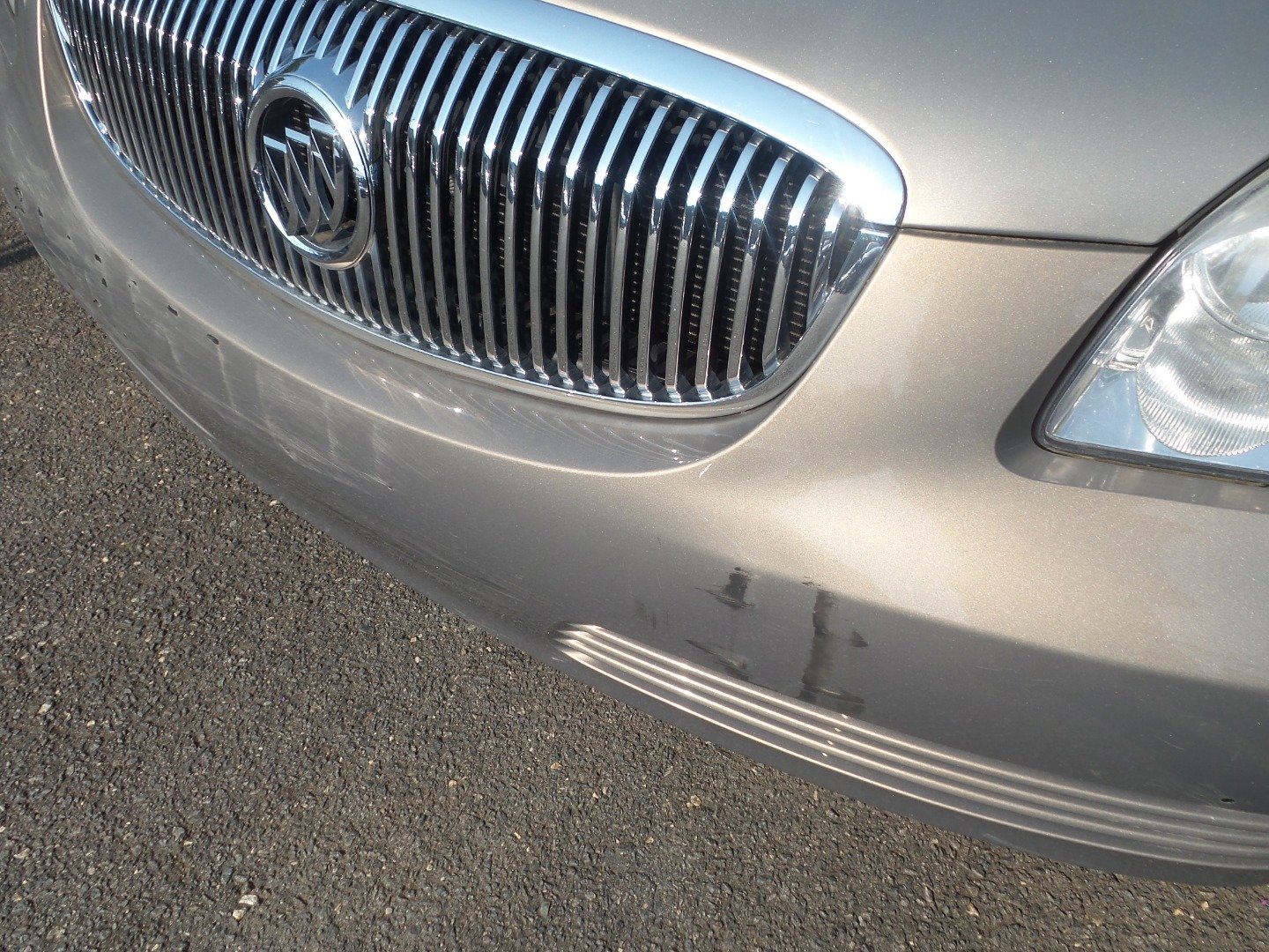 Used 2007 Buick Lucerne CXL w/ Luxury Package FWD image 4