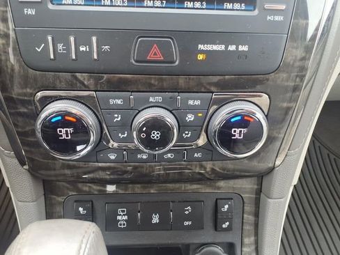 Used 2014 Buick Enclave Leather image 19