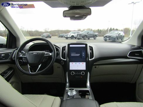 Certified 2024 Ford Edge Titanium w/ Equipment Group 301A AWD/4WD image 17