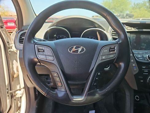 Used 2016 Hyundai Santa Fe Limited w/ Option Group 04 FWD image 13