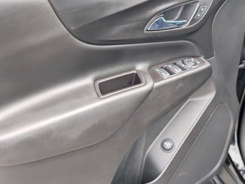 Used 2022 Chevrolet Equinox LT FWD image 14